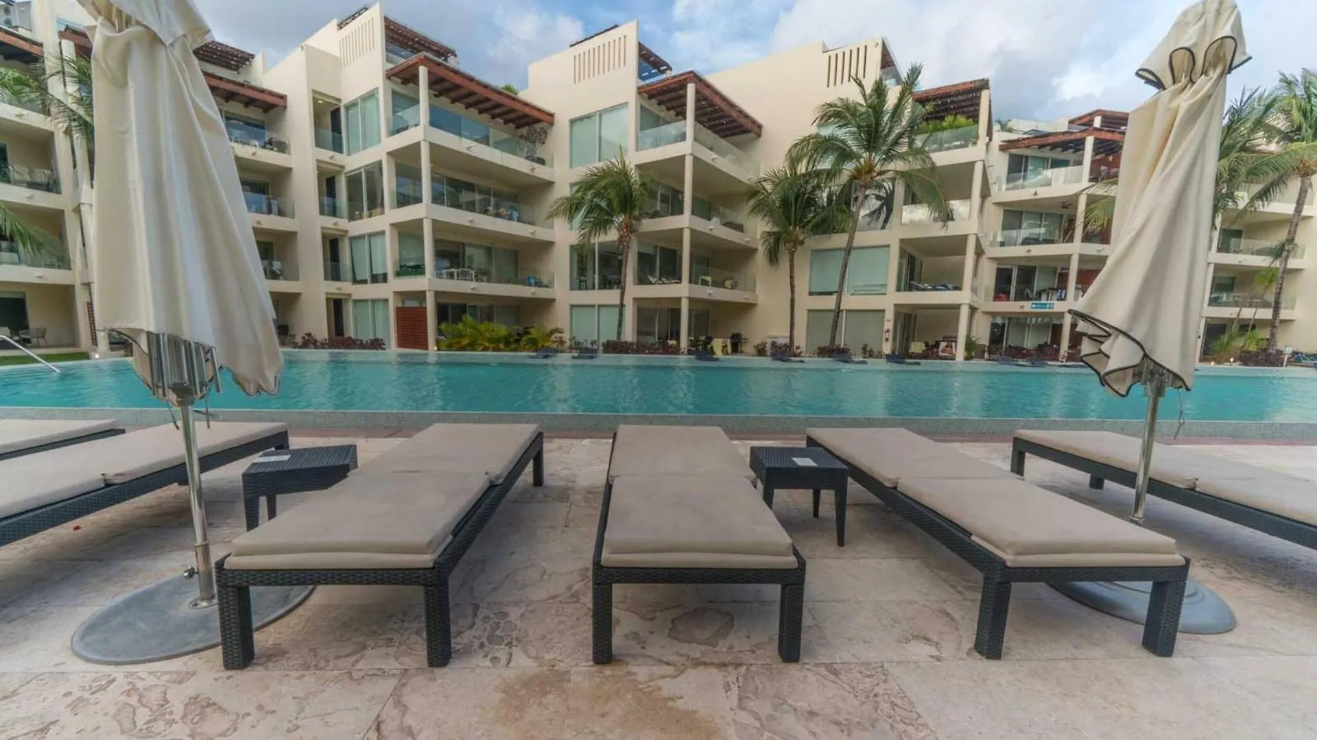 Feriehus Ocean View Condo - 2 Bedrooms - At The Elements Condos - Castillo De Arena Playa del Carmen