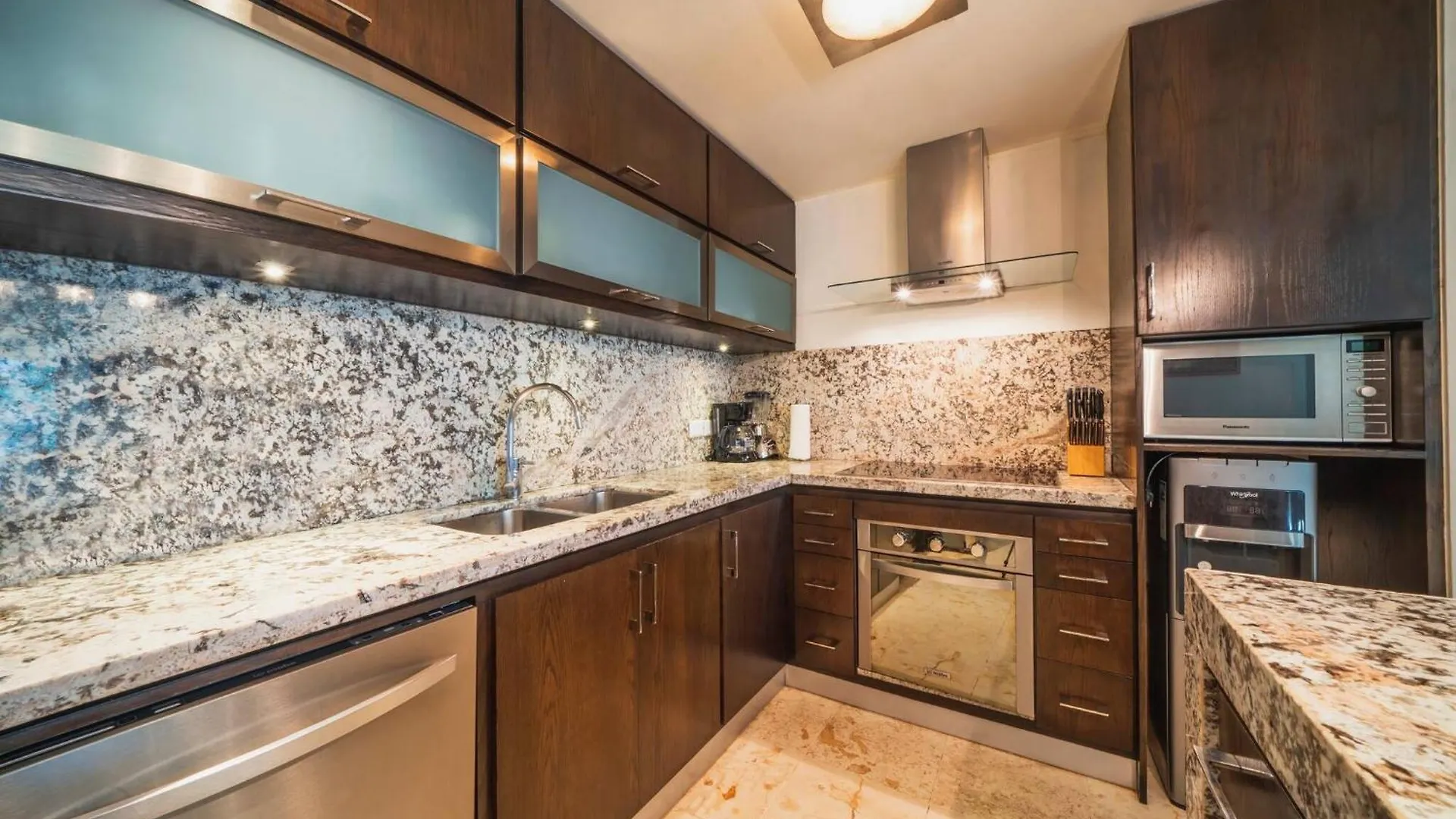 Ocean View Condo - 2 Bedrooms - At The Elements Condos - Castillo De Arena Playa del Carmen